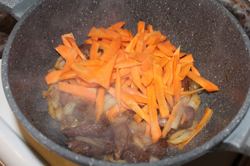 морковь для плова обжарка
